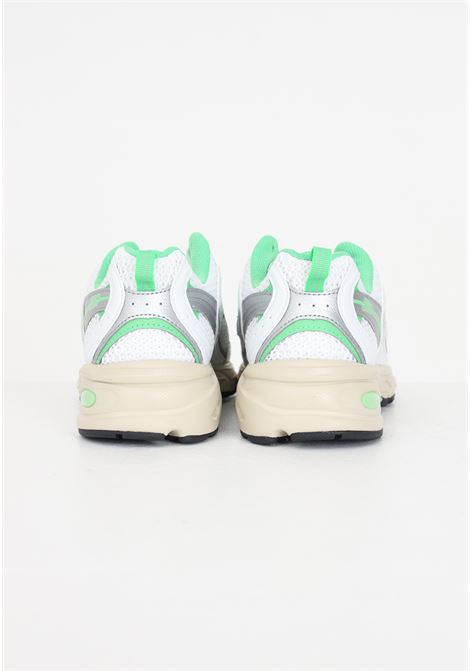 Sneakers bianche con dettagli verdi da uomo e donna 530 EC NEW BALANCE | MR530ECWHITE